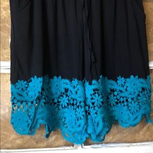 Shorts with teal lace trim